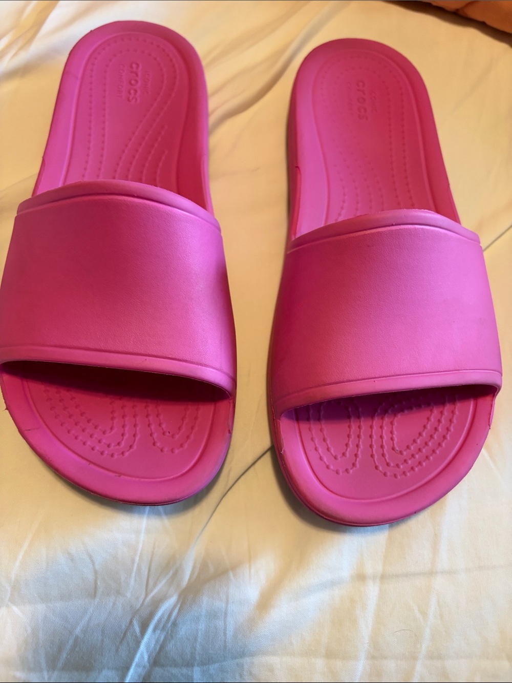 CROCS Classic Slide Sandals in Bright Pink